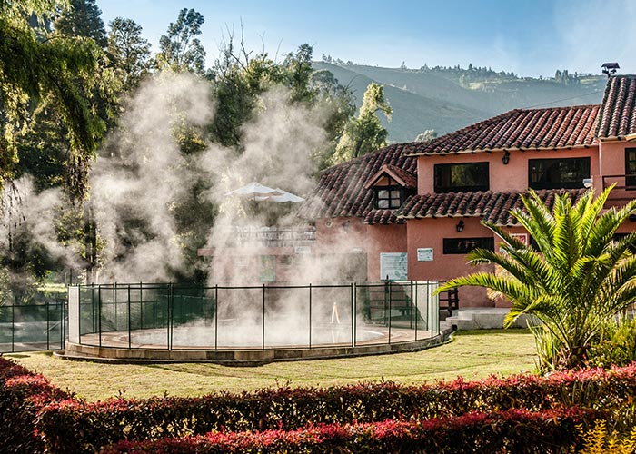piscina de niños con vapor