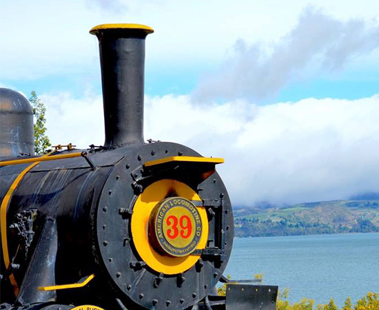 tren de un pueblito antiguo
